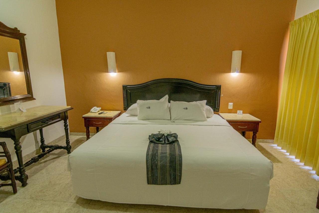 Hotel Maria Jose Mérida Exteriör bild