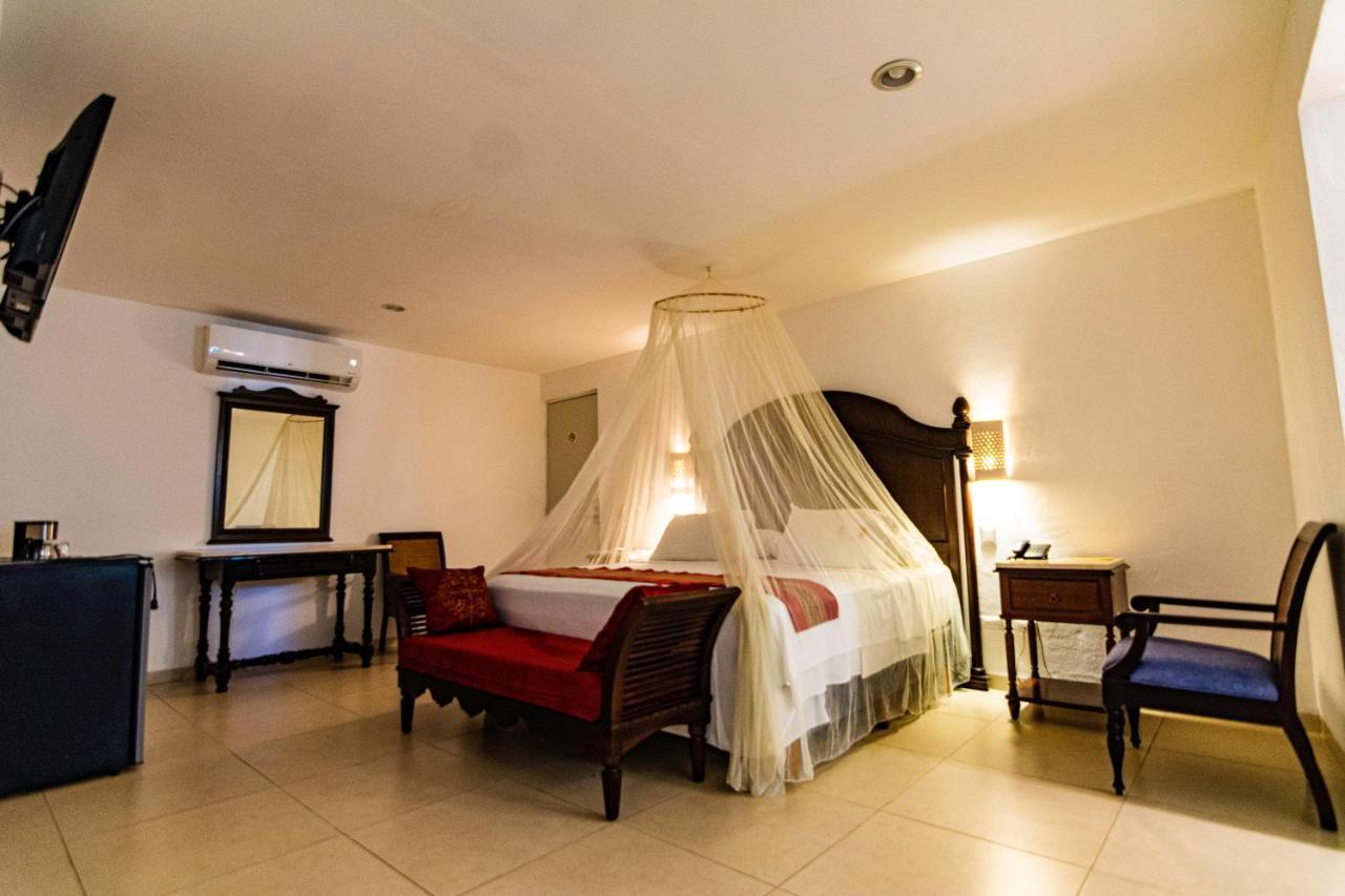 Hotel Maria Jose Mérida Exteriör bild