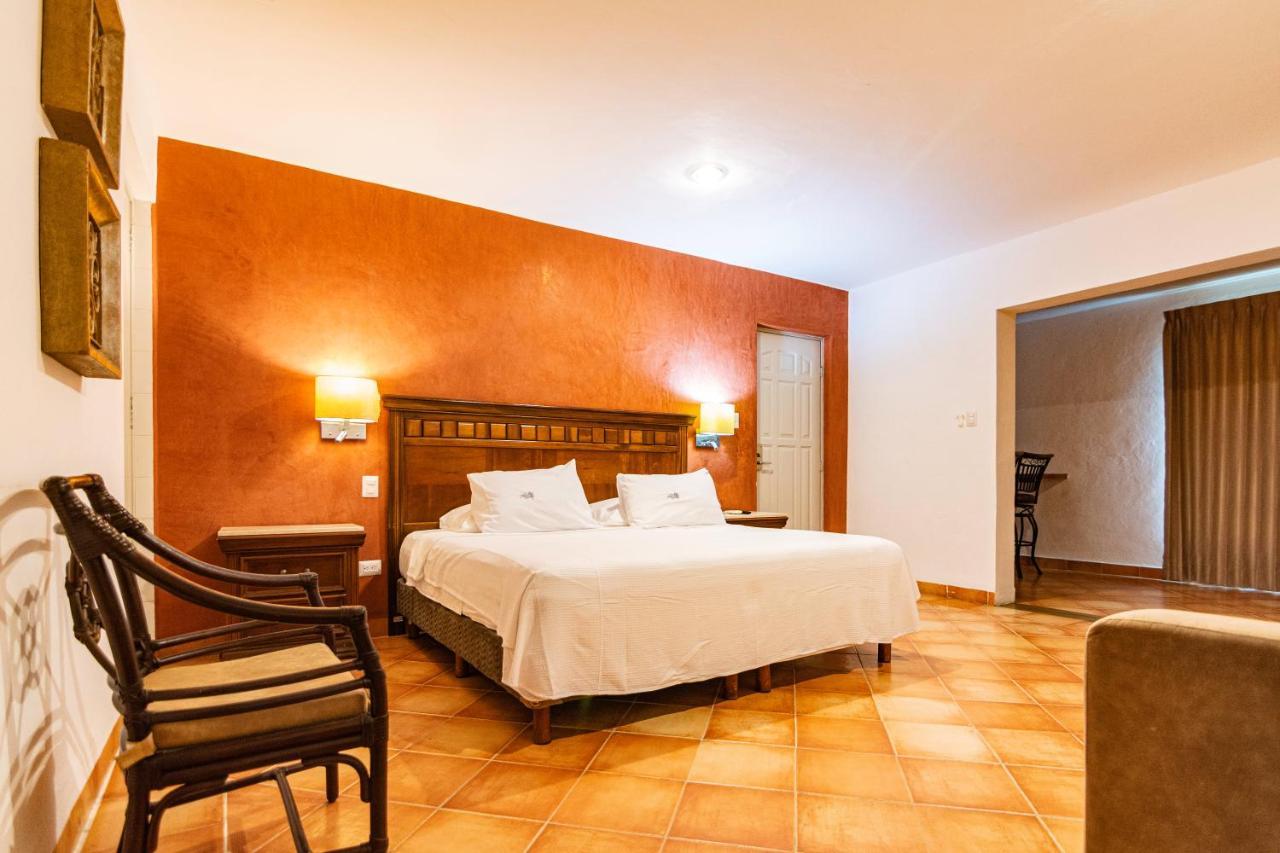 Hotel Maria Jose Mérida Exteriör bild