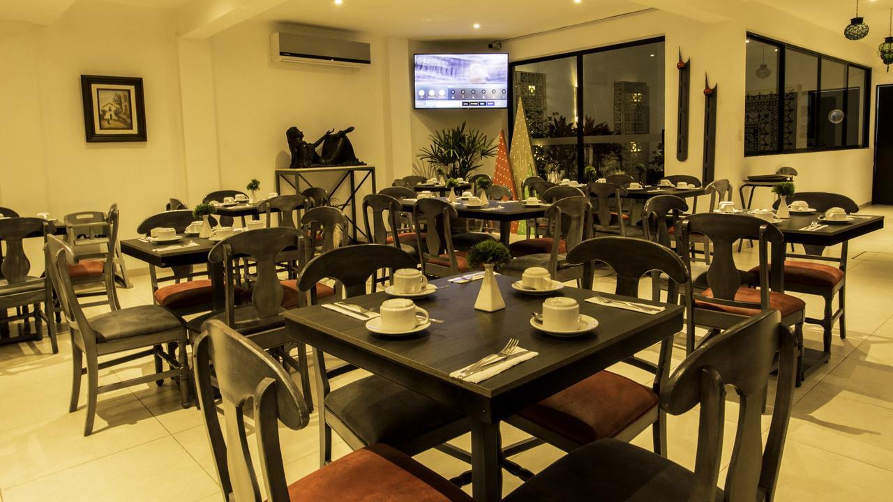 Hotel Maria Jose Mérida Exteriör bild